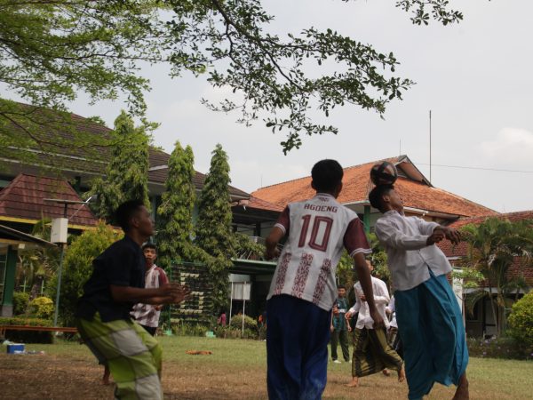 Kegiatan Perlombaan "SIMA SERATUS" Dalam Rangka Peringatan Hari Kemerdekaan ke-80 Indonesia